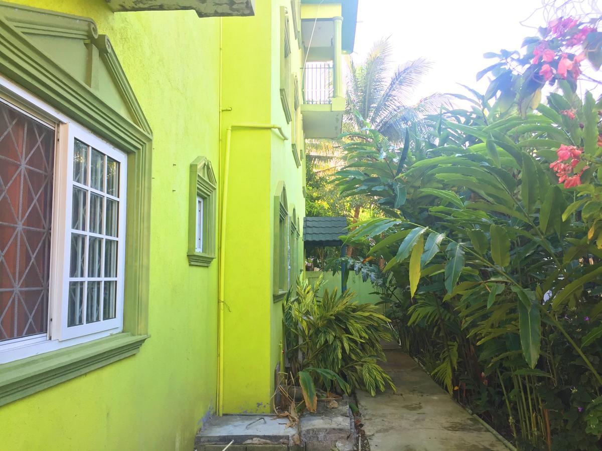Yaad Hostel Montego Bay Exteriör bild