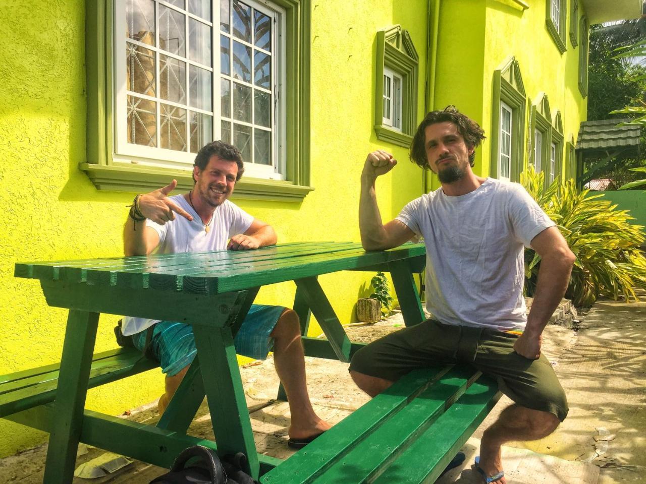 Yaad Hostel Montego Bay Exteriör bild